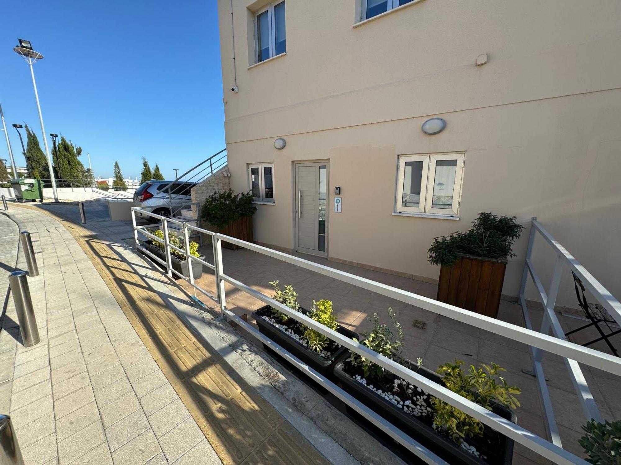 Topikos Apartments Ayía Nápa Extérieur photo