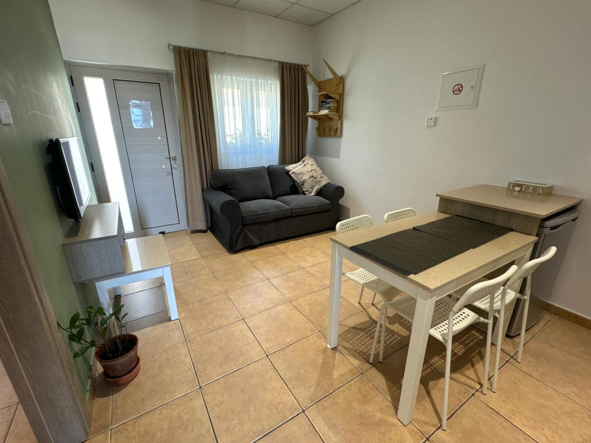 Topikos Apartments Ayía Nápa Extérieur photo