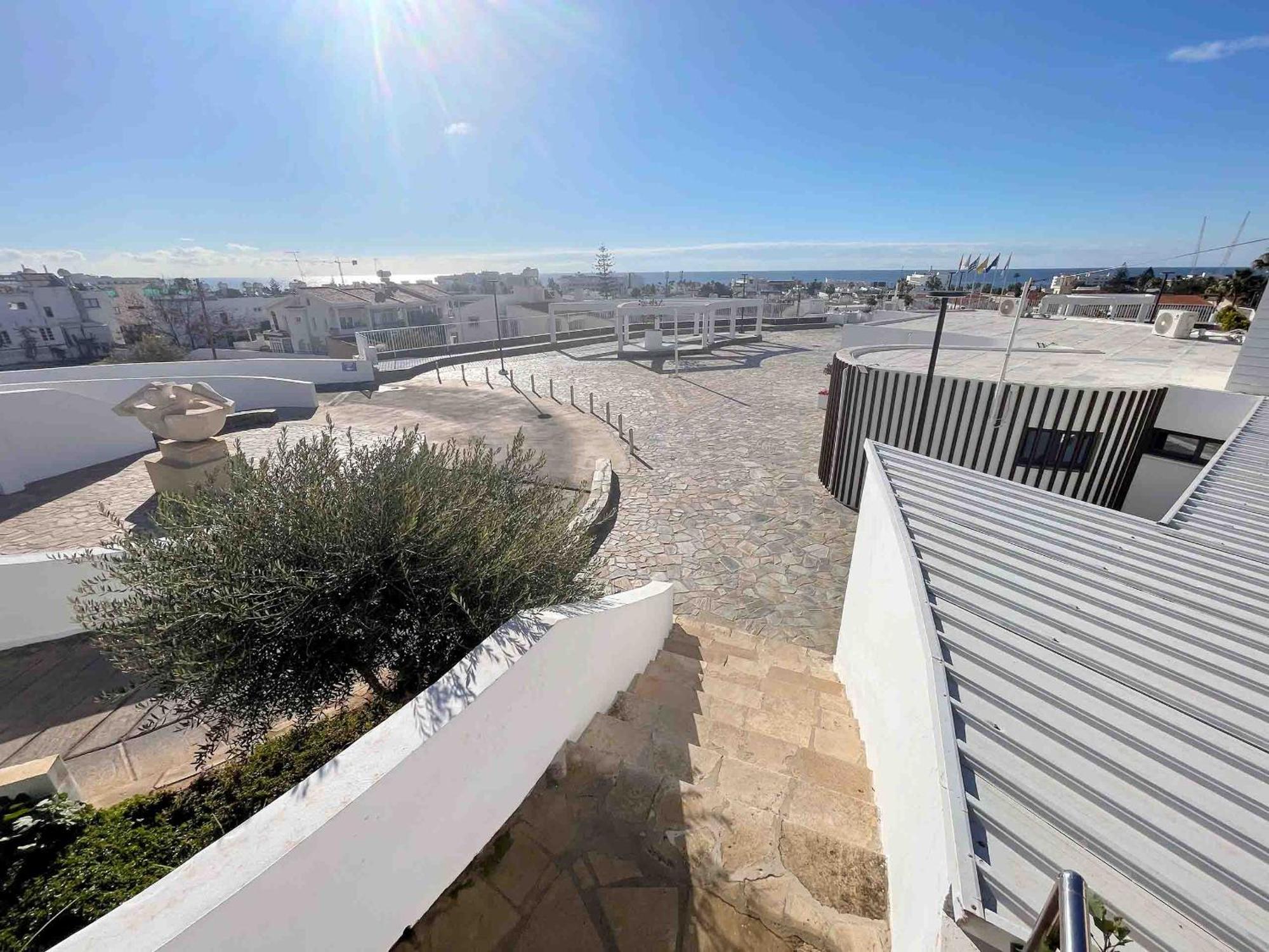 Topikos Apartments Ayía Nápa Extérieur photo