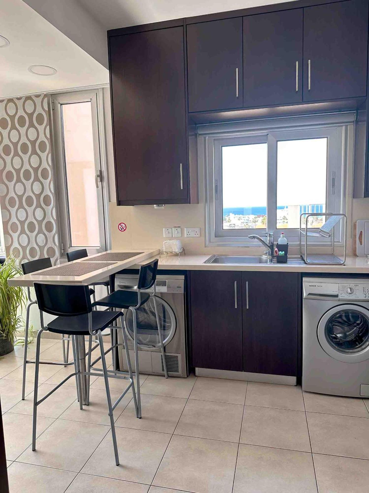 Topikos Apartments Ayía Nápa Extérieur photo
