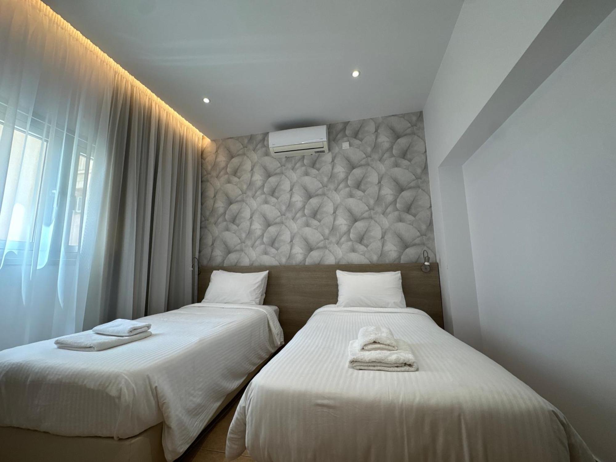 Topikos Apartments Ayía Nápa Extérieur photo