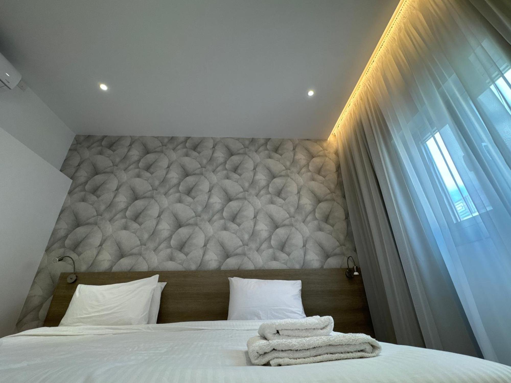 Topikos Apartments Ayía Nápa Extérieur photo